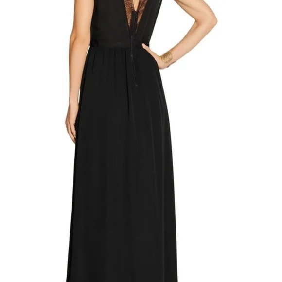 Alice + Olivia Elegant Black Lace Maxi Dress - Picture 4 of 5